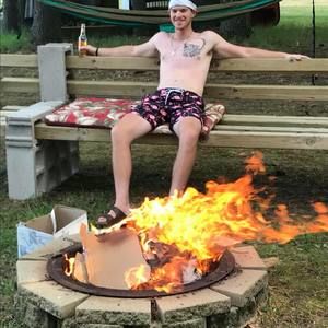 Meet your Posher, Devin r.